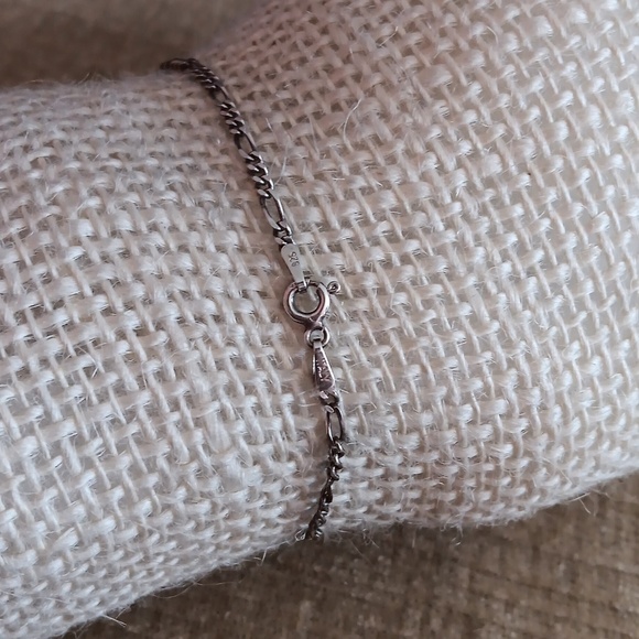 925 Italy Delicate Silver Chain Bracelet - Picture 2 of 5
